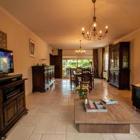 Classy In With Private Swimming Pool